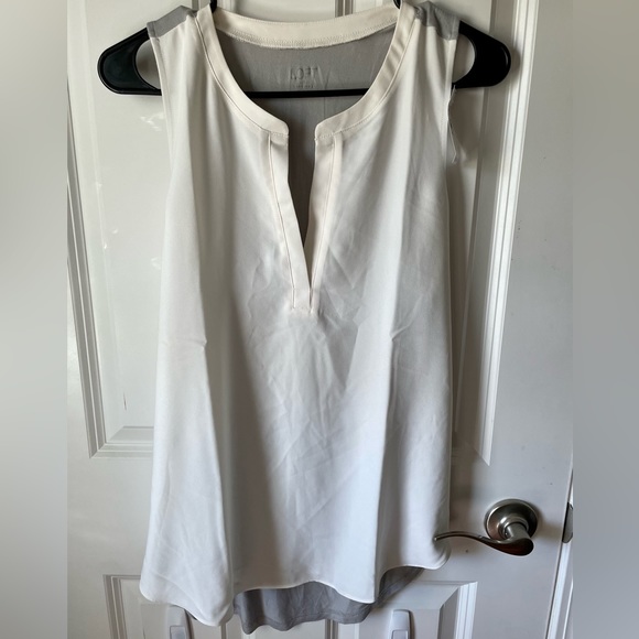 LOFT Tops - LOFT Sleeveless Top NWT